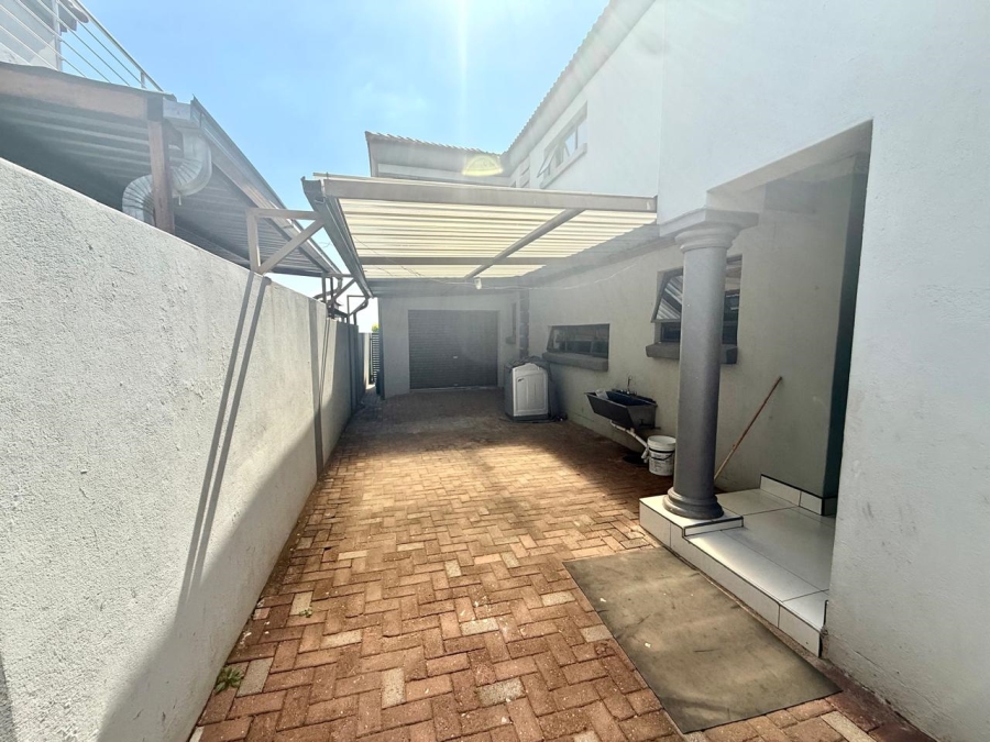 6 Bedroom Property for Sale in Waterberry Country Estate Limpopo