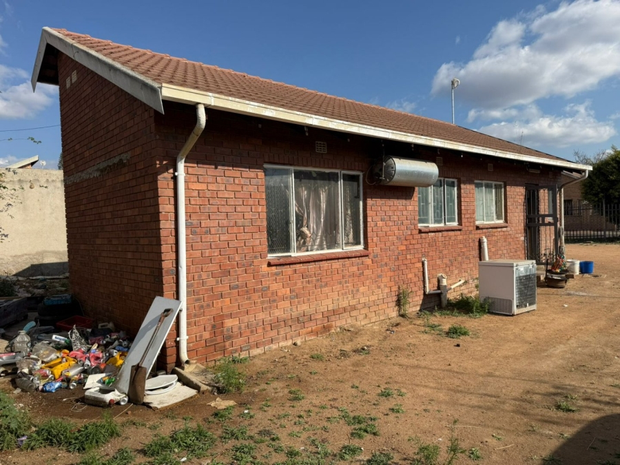 3 Bedroom Property for Sale in Rainbow Park Limpopo