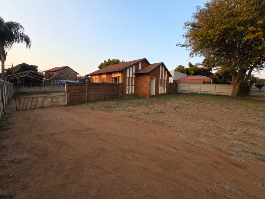 3 Bedroom Property for Sale in Flora Park Limpopo