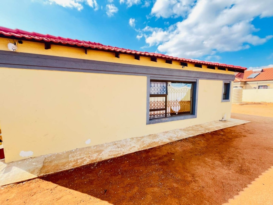 To Let 4 Bedroom Property for Rent in Serala View Limpopo