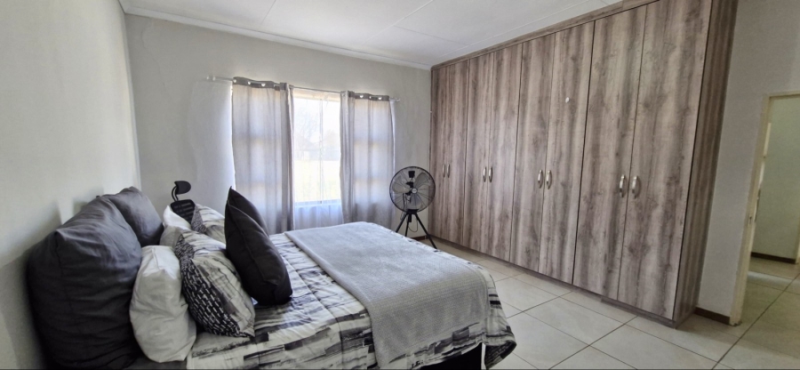 To Let Commercial Property for Rent in Myngenoegen A H Limpopo