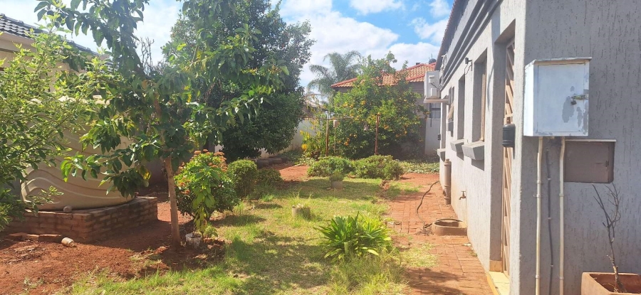 2 Bedroom Property for Sale in Chroompark Limpopo