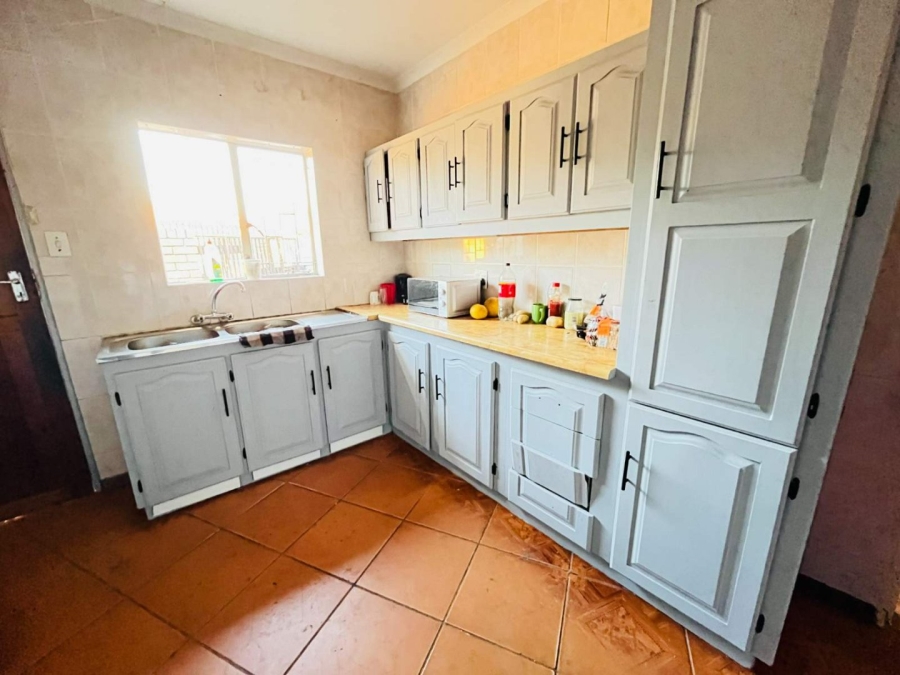 4 Bedroom Property for Sale in Flora Park Limpopo