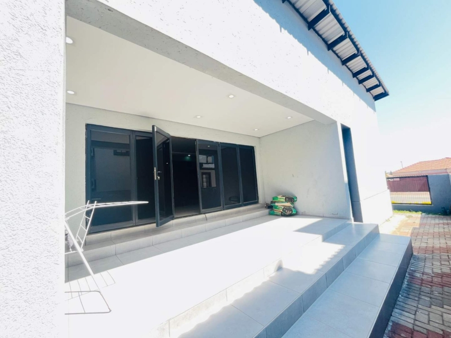4 Bedroom Property for Sale in Serala View Limpopo
