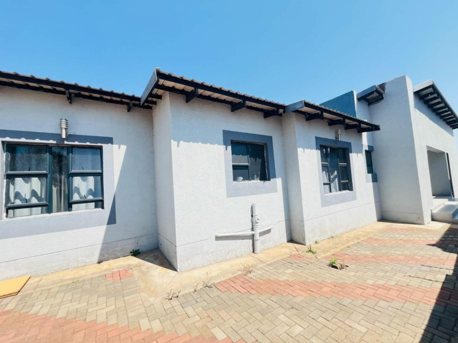 4 Bedroom Property for Sale in Serala View Limpopo