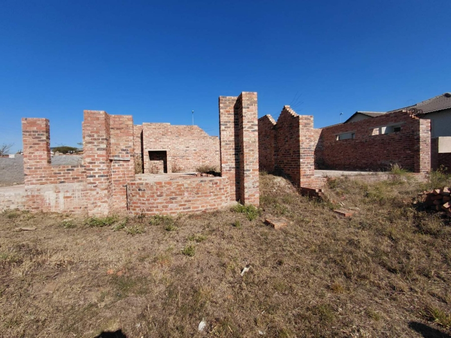5 Bedroom Property for Sale in Waterberry Country Estate Limpopo