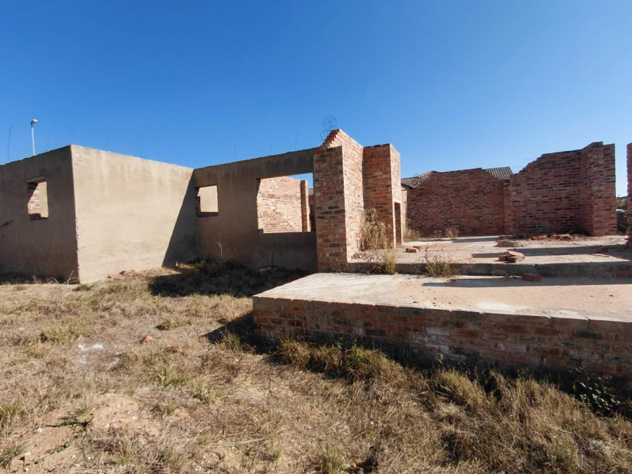 5 Bedroom Property for Sale in Waterberry Country Estate Limpopo