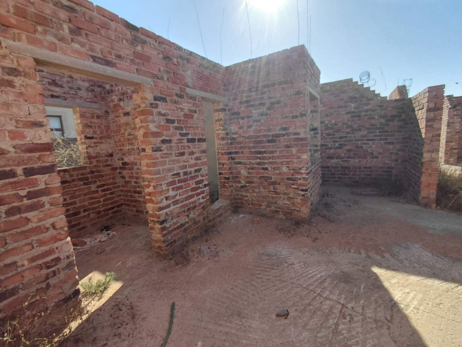 5 Bedroom Property for Sale in Waterberry Country Estate Limpopo