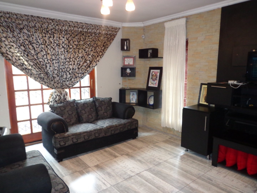 3 Bedroom Property for Sale in Rethabile Gardens Limpopo