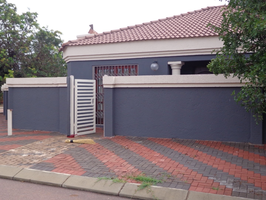 3 Bedroom Property for Sale in Rethabile Gardens Limpopo