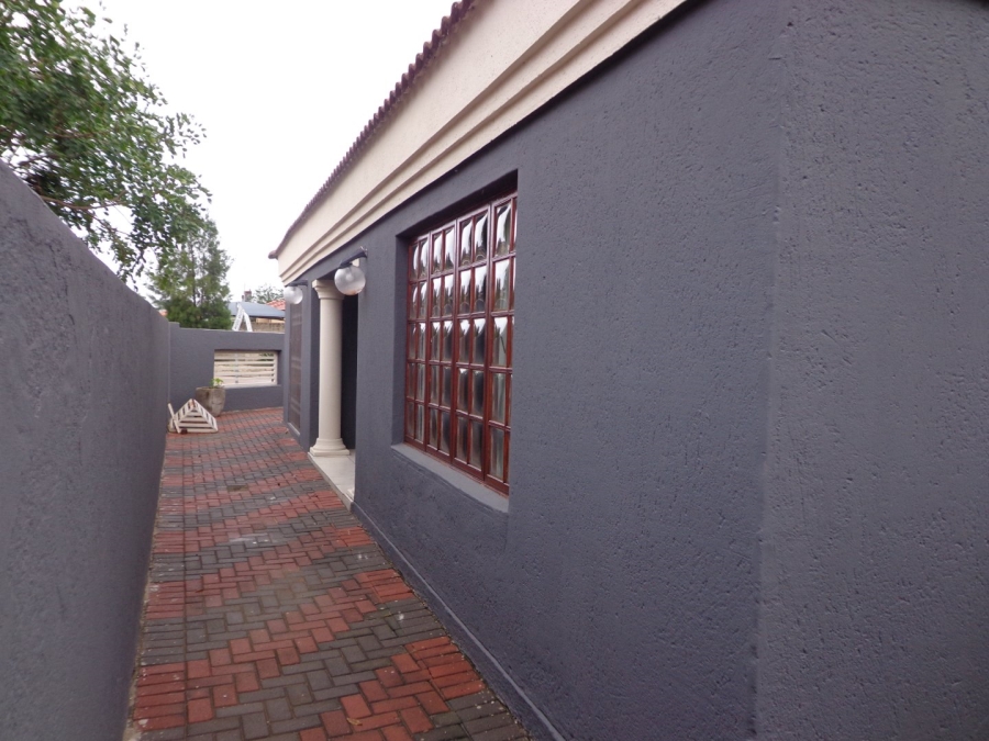3 Bedroom Property for Sale in Rethabile Gardens Limpopo