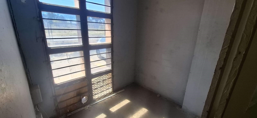 To Let Commercial Property for Rent in Nirvana Industrial Limpopo