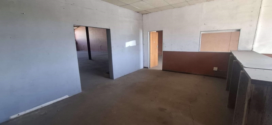 To Let Commercial Property for Rent in Nirvana Industrial Limpopo