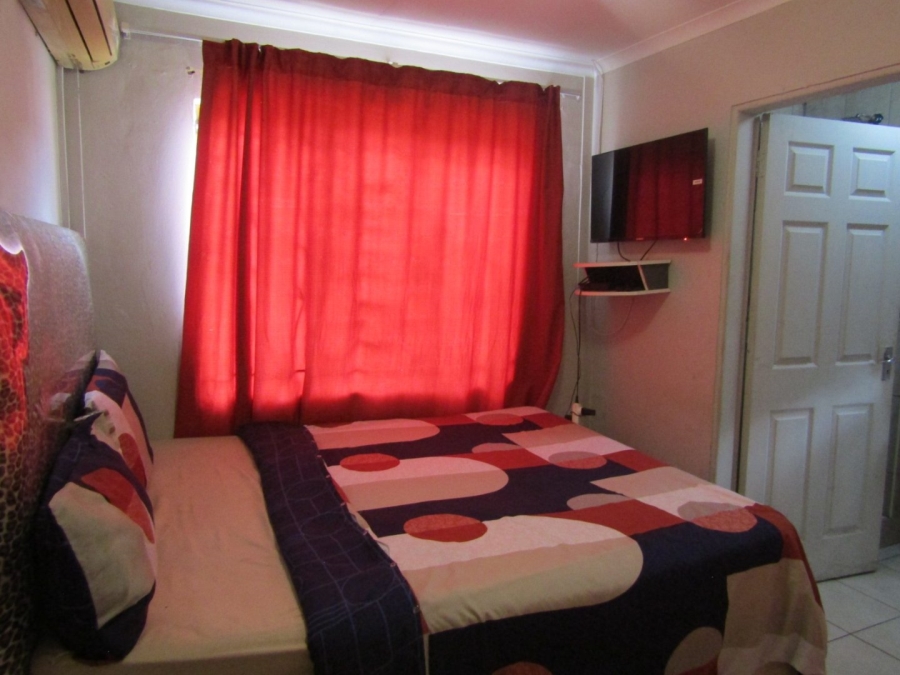 9 Bedroom Property for Sale in Northam Limpopo