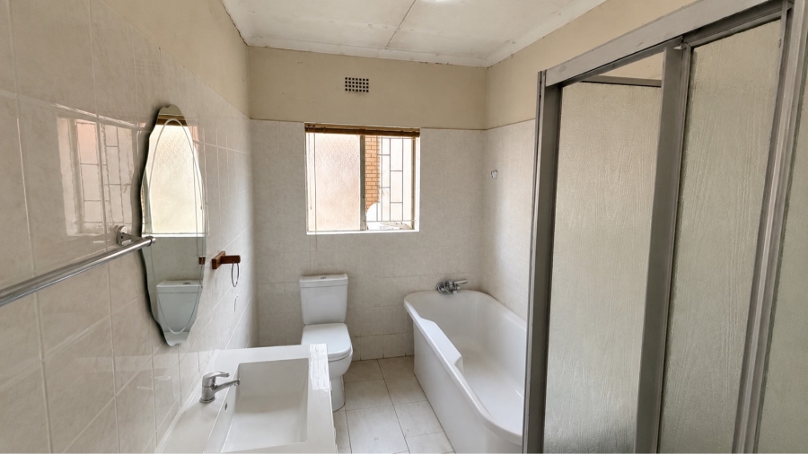 To Let 2 Bedroom Property for Rent in Bendor Limpopo
