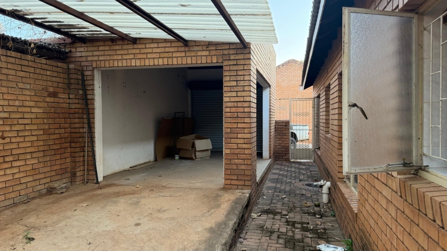 To Let 2 Bedroom Property for Rent in Bendor Limpopo