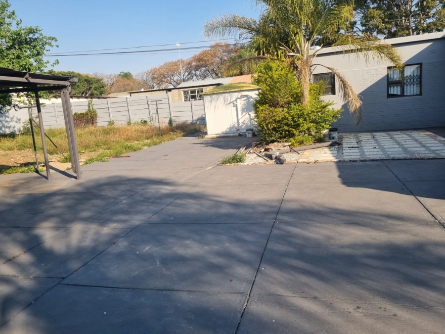 3 Bedroom Property for Sale in Hospitaalpark Limpopo