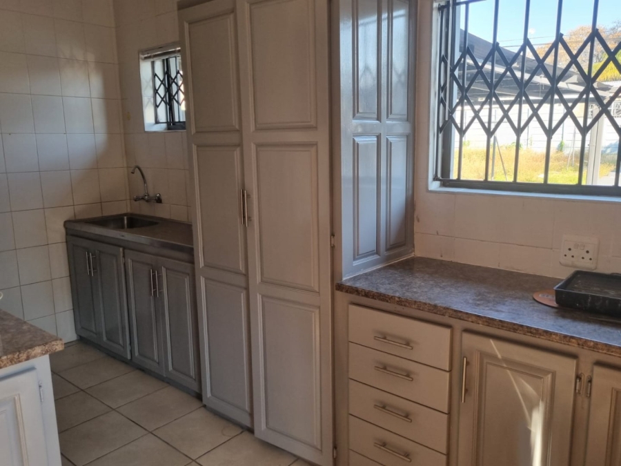 3 Bedroom Property for Sale in Hospitaalpark Limpopo