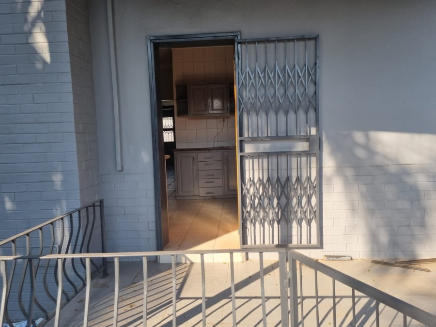3 Bedroom Property for Sale in Hospitaalpark Limpopo