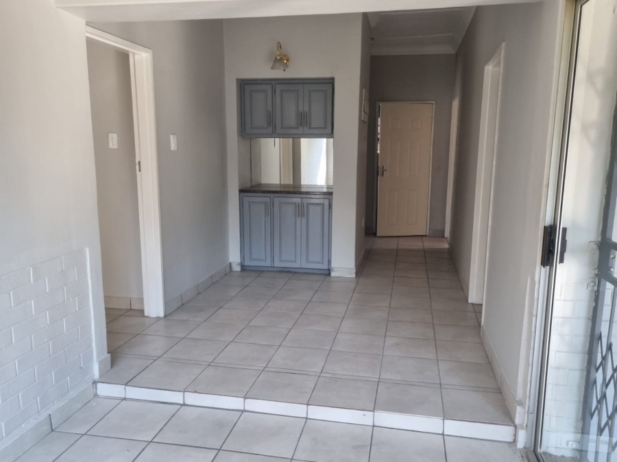 3 Bedroom Property for Sale in Hospitaalpark Limpopo