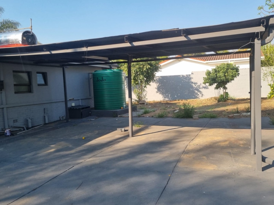 3 Bedroom Property for Sale in Hospitaalpark Limpopo