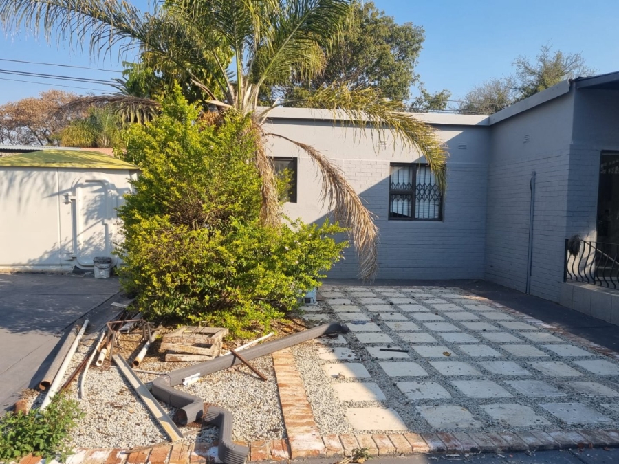 3 Bedroom Property for Sale in Hospitaalpark Limpopo