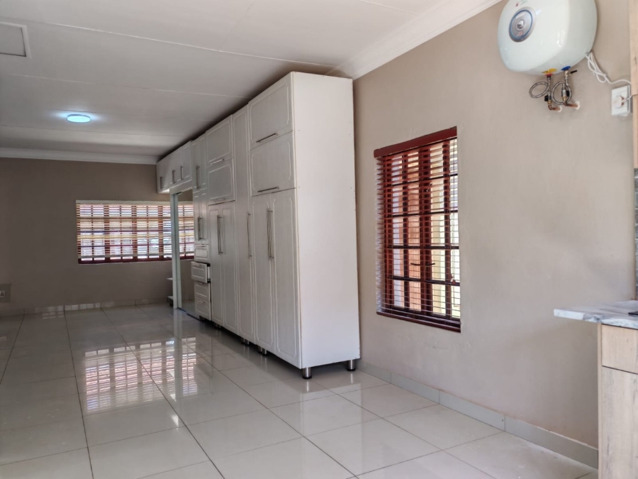 1 Bedroom Property for Sale in Fauna Park Limpopo