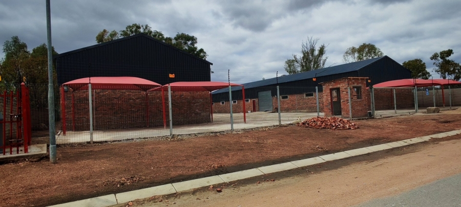To Let Commercial Property for Rent in Ladine Limpopo