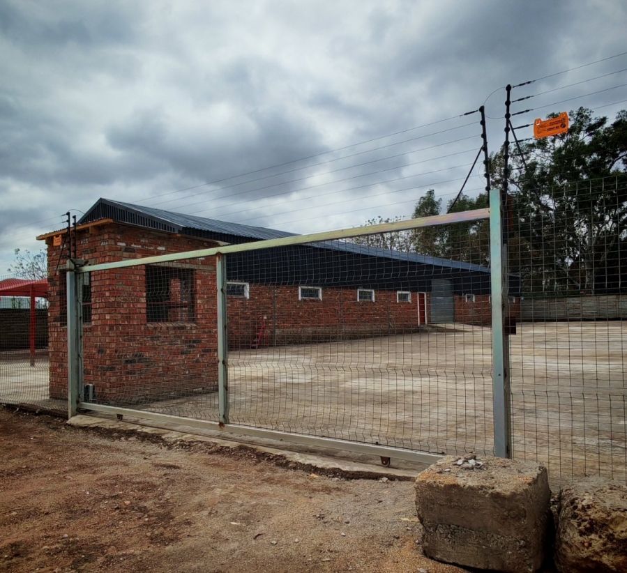 To Let Commercial Property for Rent in Ladine Limpopo