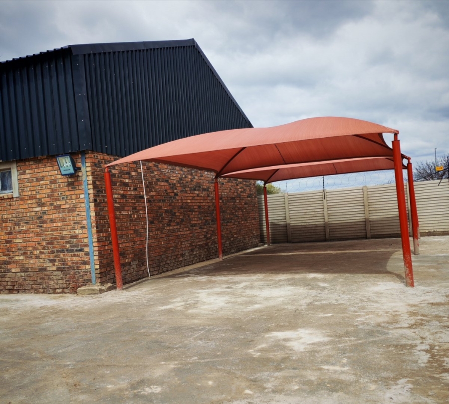 To Let Commercial Property for Rent in Ladine Limpopo