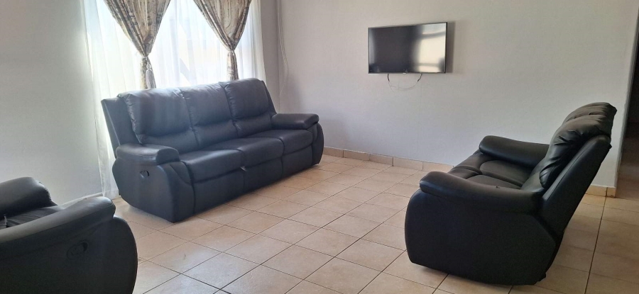 To Let 3 Bedroom Property for Rent in Chroompark Limpopo