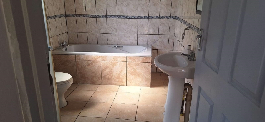To Let 3 Bedroom Property for Rent in Chroompark Limpopo