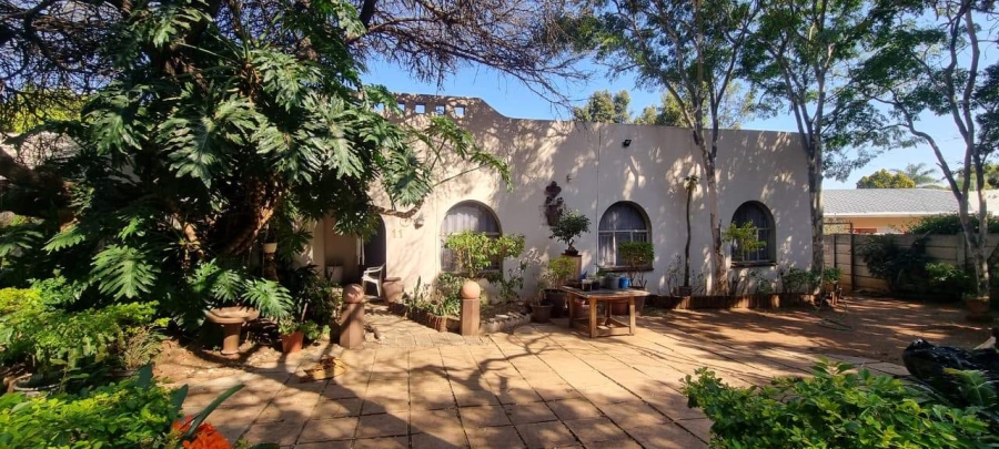 To Let 4 Bedroom Property for Rent in Fauna Park Limpopo