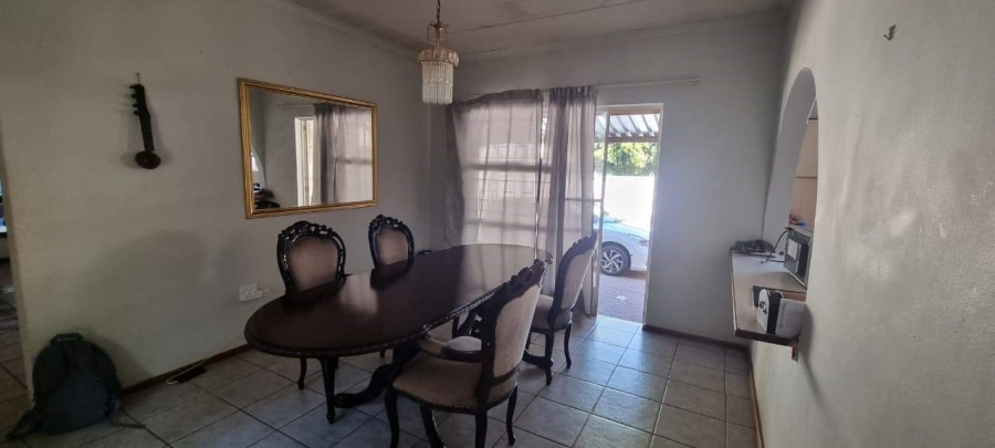 To Let 4 Bedroom Property for Rent in Fauna Park Limpopo