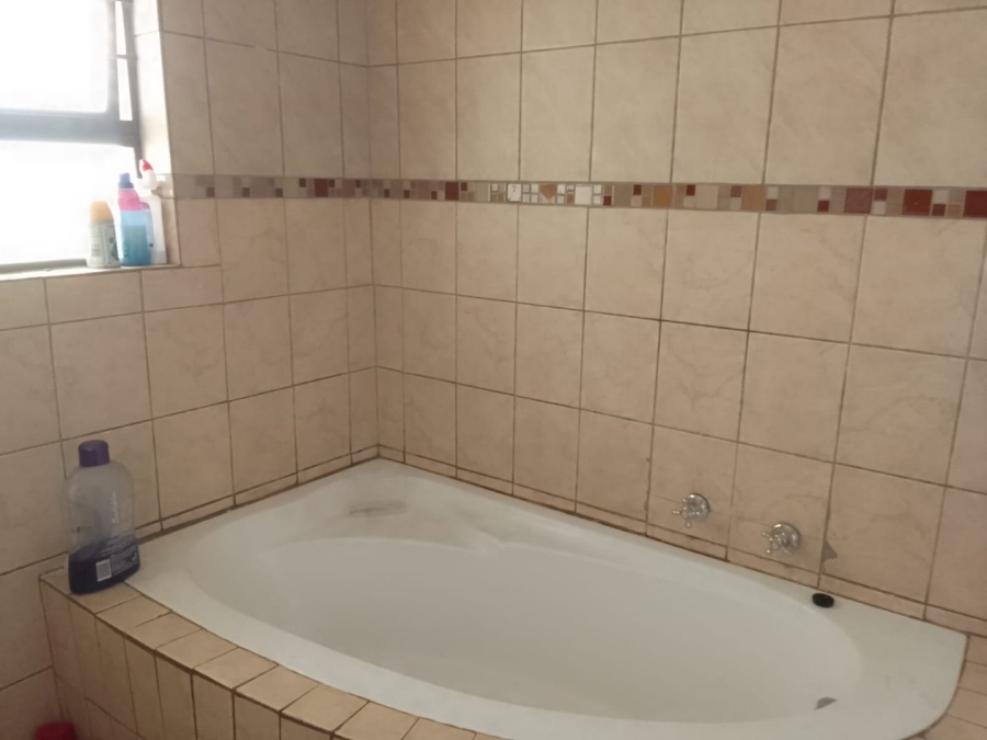 2 Bedroom Property for Sale in Penina Park Ext 2 Limpopo
