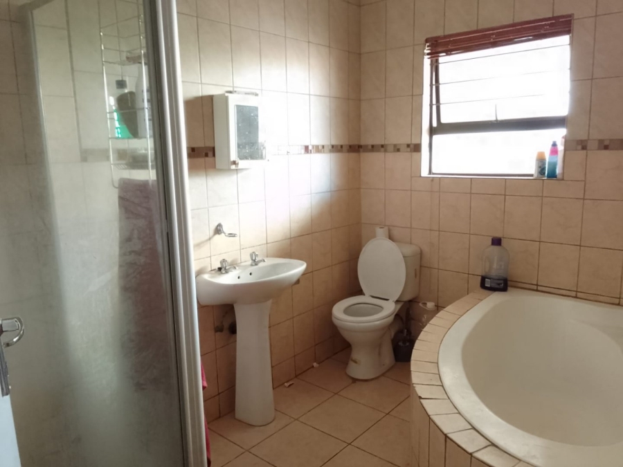 2 Bedroom Property for Sale in Penina Park Ext 2 Limpopo