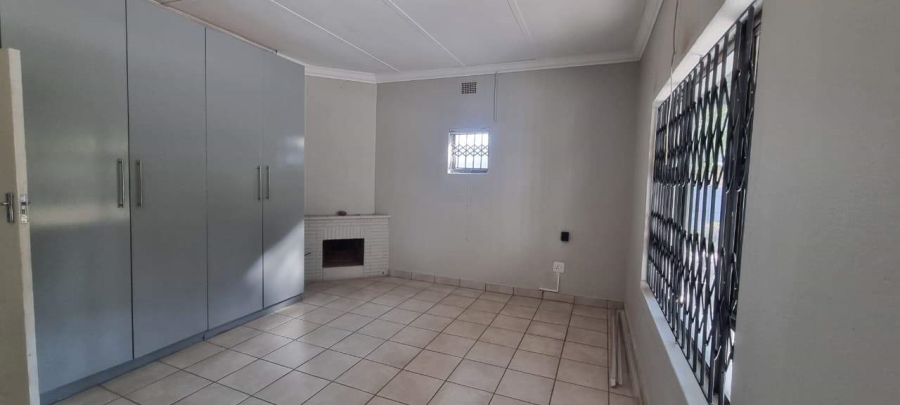 To Let Commercial Property for Rent in Hospitaalpark Limpopo