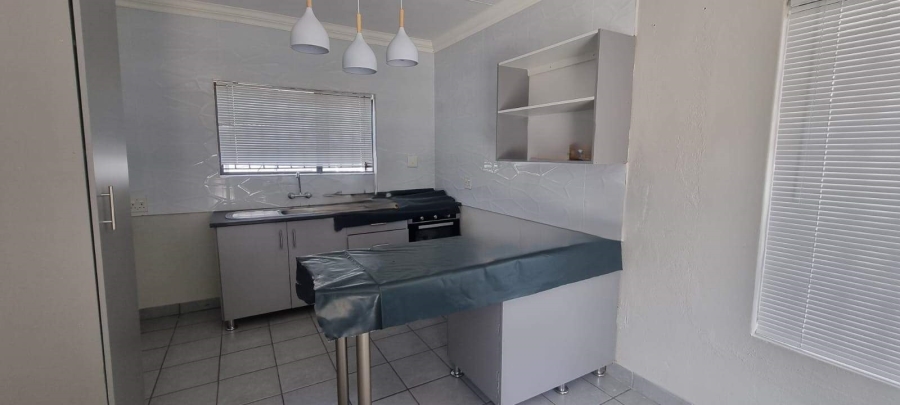 To Let Commercial Property for Rent in Hospitaalpark Limpopo