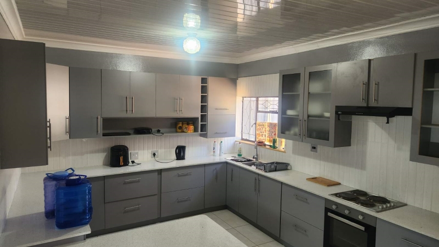 To Let 4 Bedroom Property for Rent in Eduan Park Limpopo