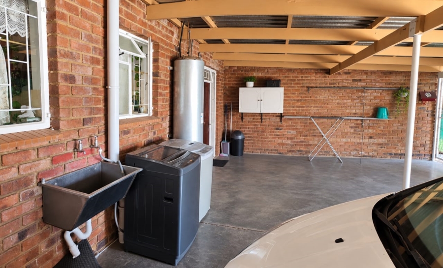 2 Bedroom Property for Sale in Modimolle Limpopo