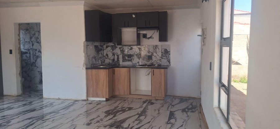 To Let 1 Bedroom Property for Rent in Chroompark Limpopo