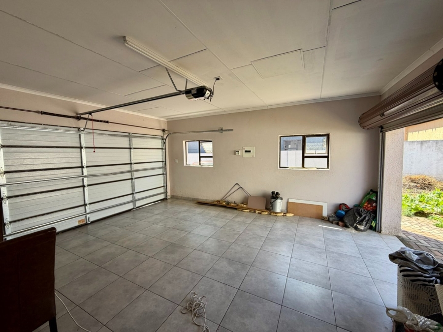 4 Bedroom Property for Sale in Thornhill Limpopo