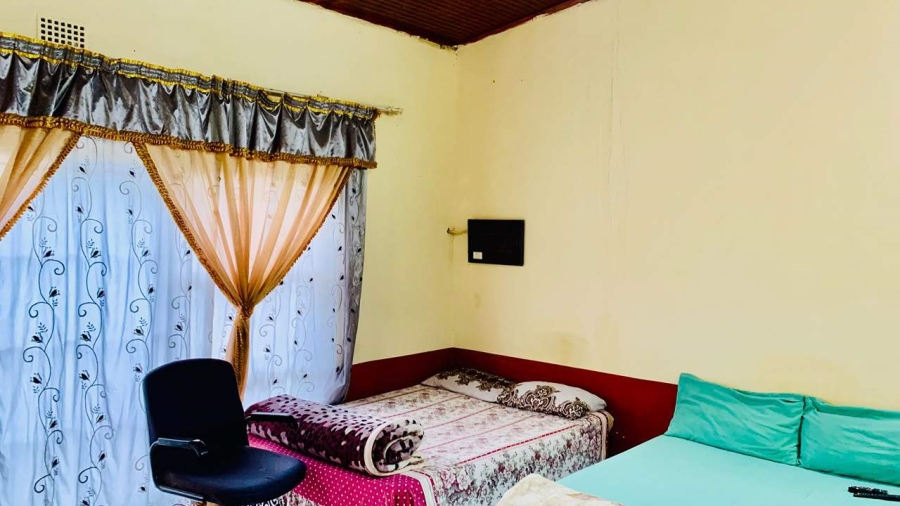 4 Bedroom Property for Sale in Modjadjiskloof Limpopo