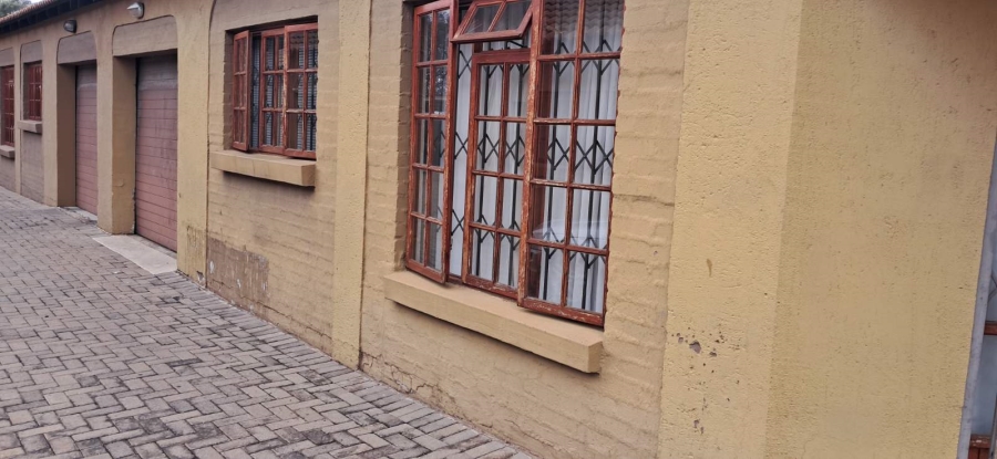 To Let 3 Bedroom Property for Rent in Bendor Limpopo