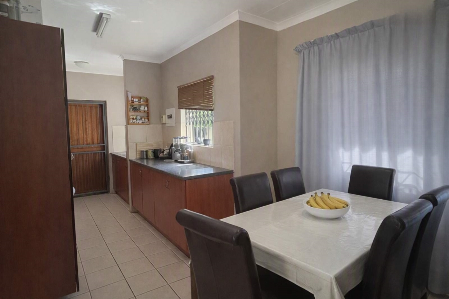 To Let 3 Bedroom Property for Rent in Bendor Limpopo