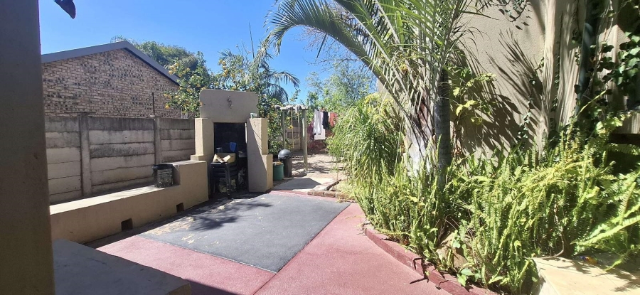 To Let 3 Bedroom Property for Rent in Bendor Limpopo