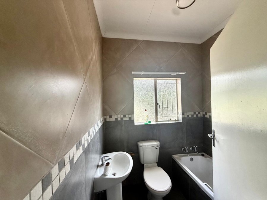 To Let 2 Bedroom Property for Rent in Polokwane Central Limpopo