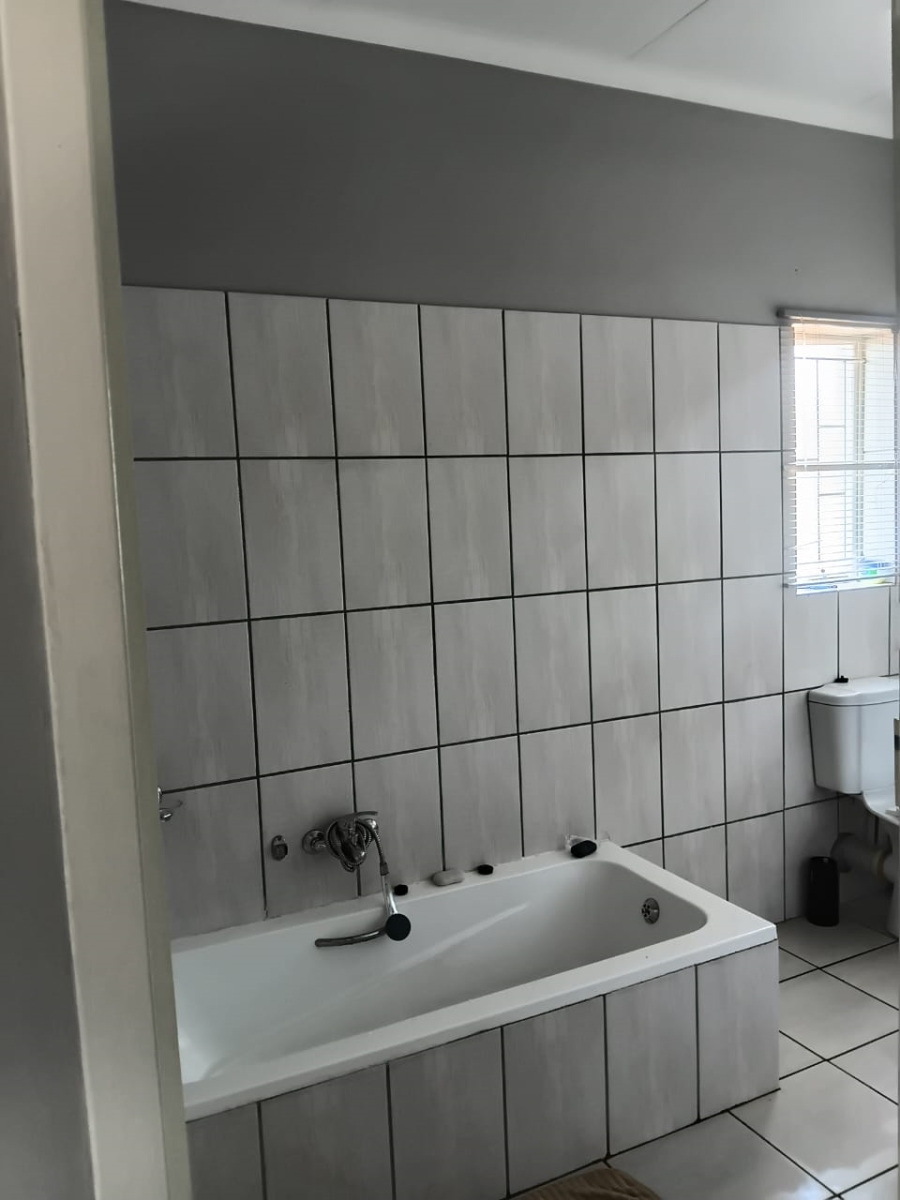 To Let 3 Bedroom Property for Rent in Thabazimbi Limpopo
