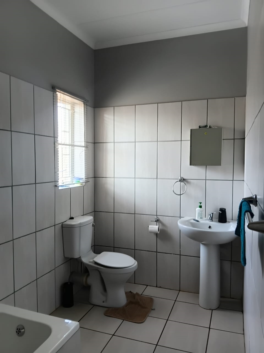 To Let 3 Bedroom Property for Rent in Thabazimbi Limpopo