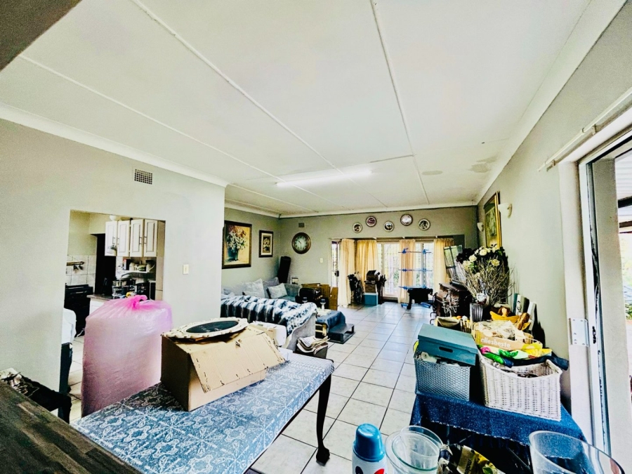 5 Bedroom Property for Sale in Modjadjiskloof Limpopo